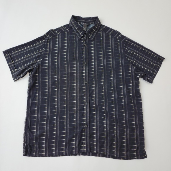 Axcess Other - Axcess Claiborne Mens XL Blue Rayon Geometric Stripe Short Sleeve Button Down